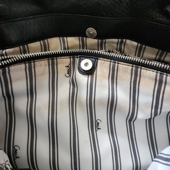 Coach Penelope Black Leather Shoulder Handbag - Picture 10 of 10